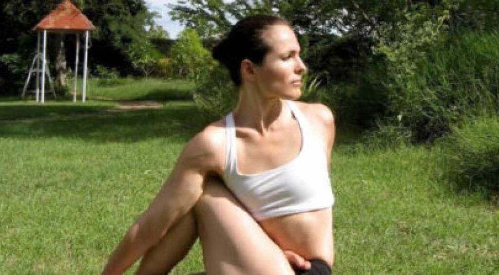 Uncovering Spinal Twists